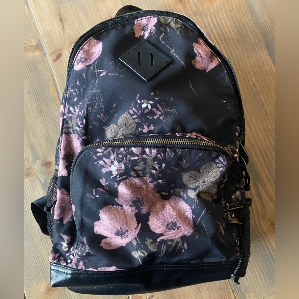 NWOT Hurley floral backpack